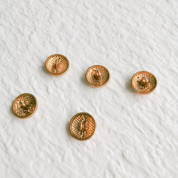 0.7" Vintage Gold Lion Shield Metal Buttons Set 5 - Picture 4 of 4